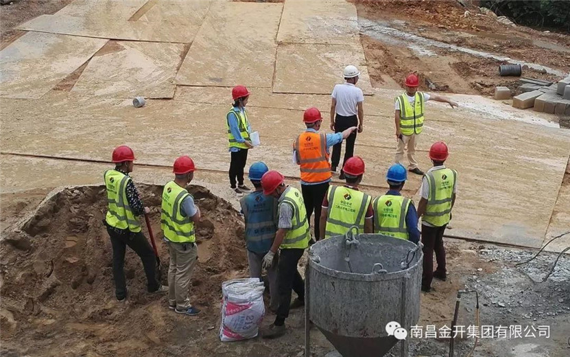 下罗棚户区改造项目组织开展防汛应急演练活动