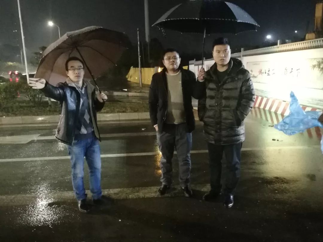 在行动！——项目公司部署落实施工围挡整治工作 