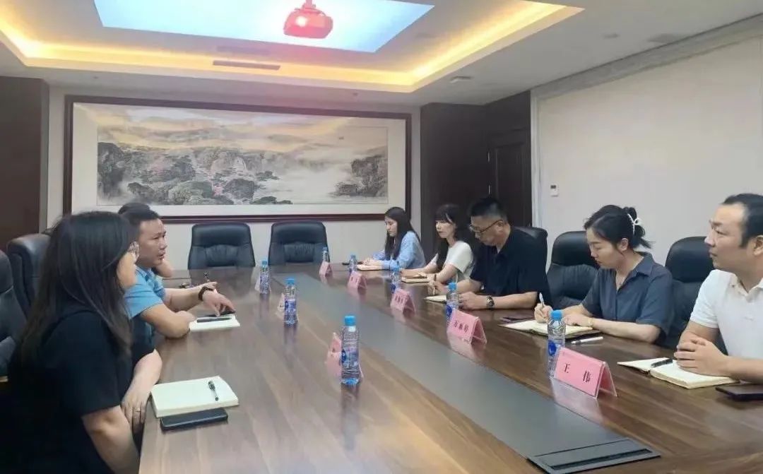 江西聚才人力资源公司总经理杨毓峰一行到集团交流学习