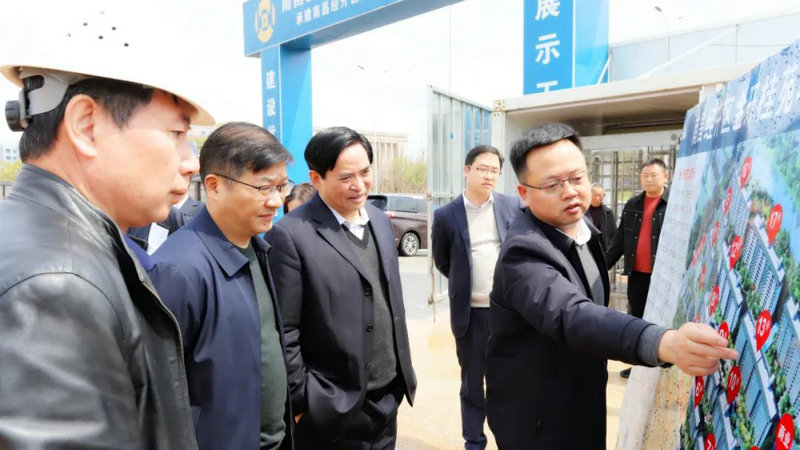 众森绿建低碳科技集团董事长朱清源一行来访集团考察交流