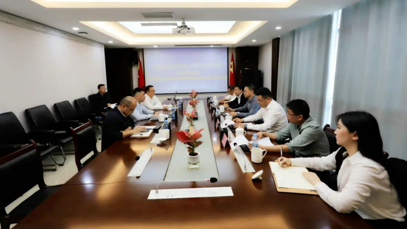 中建五局总承包公司来访集团交流座谈